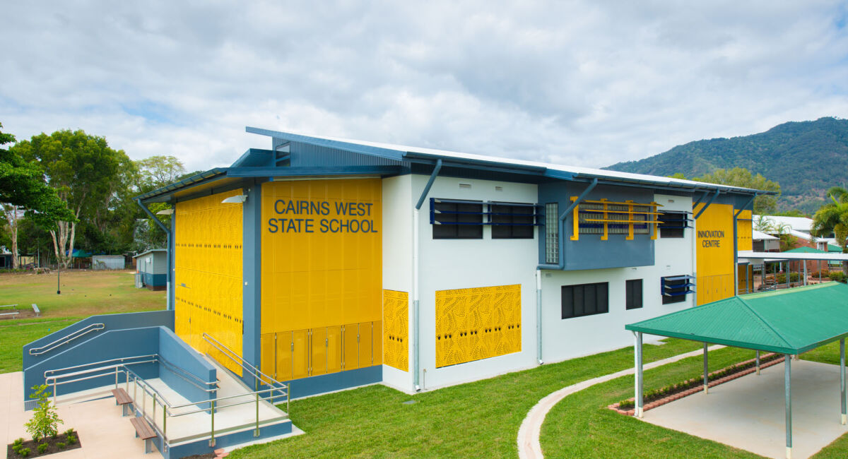 Cairns West State School / Hutchies